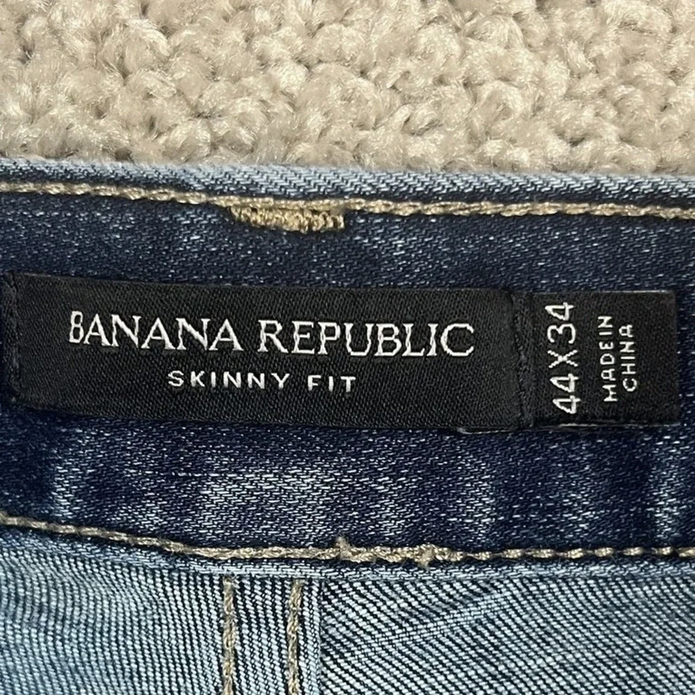 Banana‎ Republic Jeans Mens 44x34 Blue Skinny Fit Stretch Denim Pants Distressed